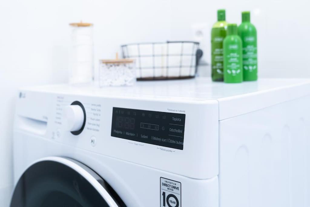 Green Garden Sauna Apartment Brno Ngoại thất bức ảnh
