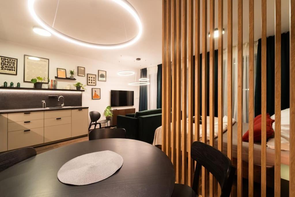 Green Garden Sauna Apartment Brno Ngoại thất bức ảnh